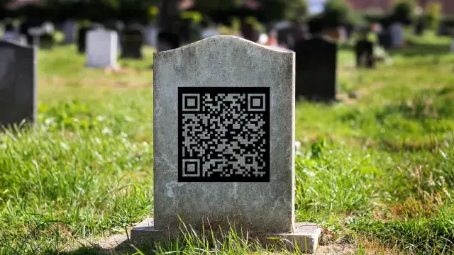 Código QR Pokémon lápida